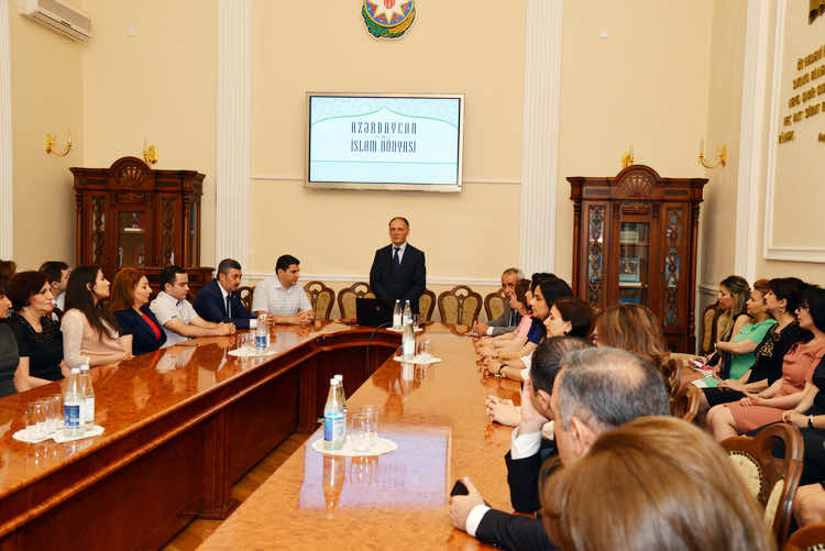 The presentation of the electronic project "Azerbaijan and the Islamic World"