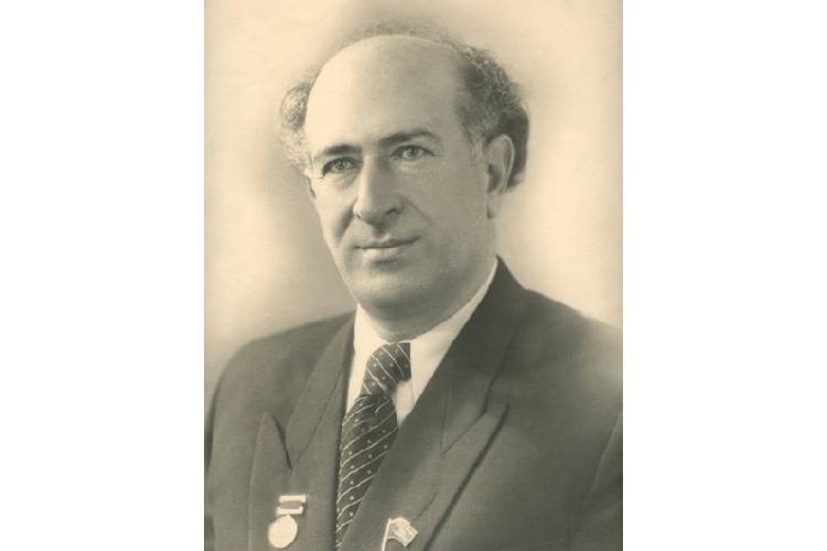 Azərbaycan professional vokal sənətinin banisi, Azərbaycanın Xalq artisti Bülbül