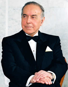 Ümummilli lider Heydər Əliyev