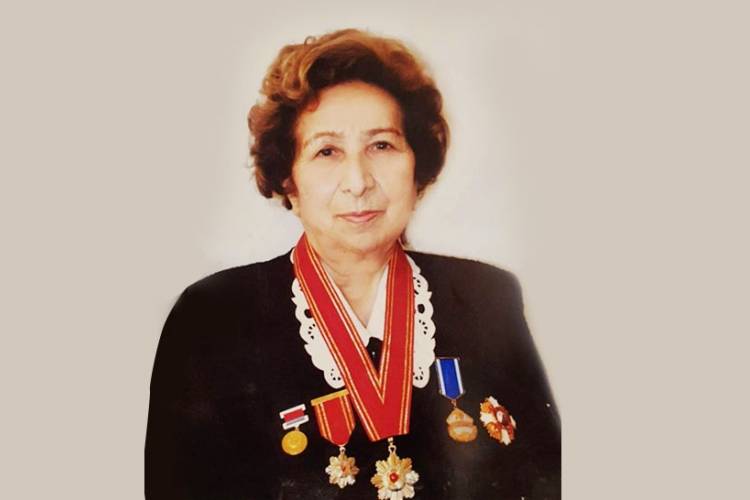 Akademik Ədilə Namazova