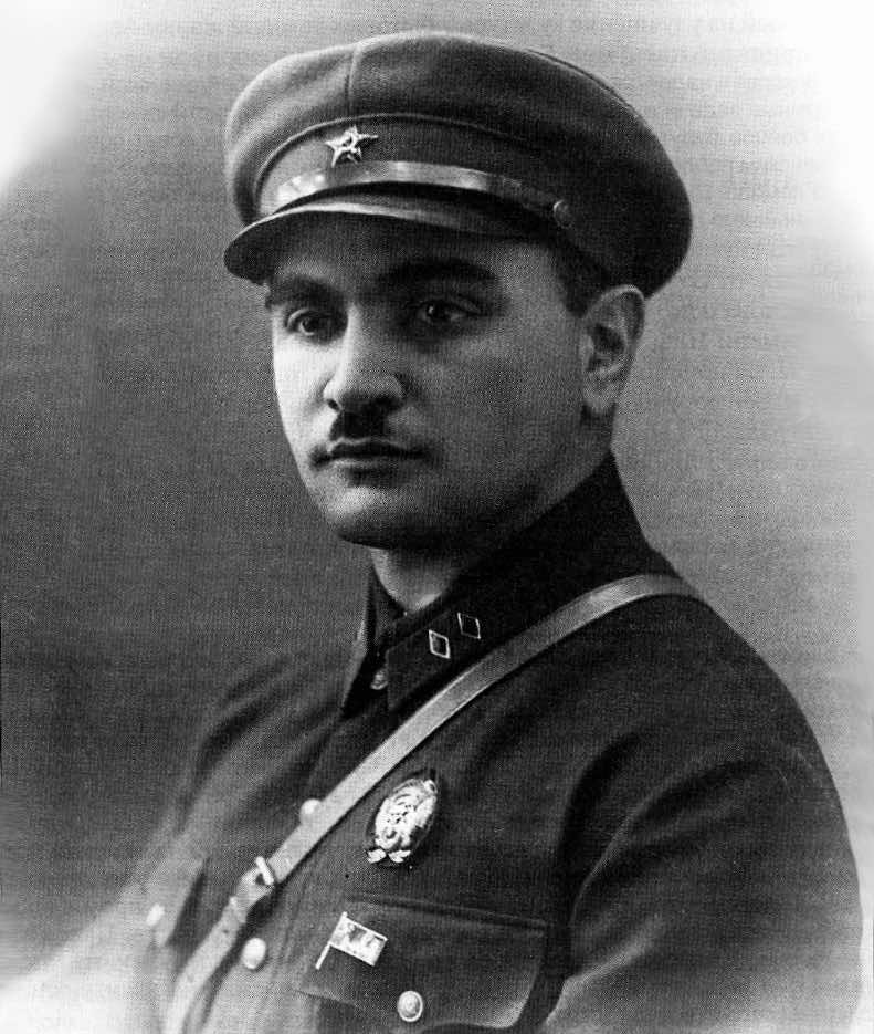 General Cəmşid Naxçıvanski