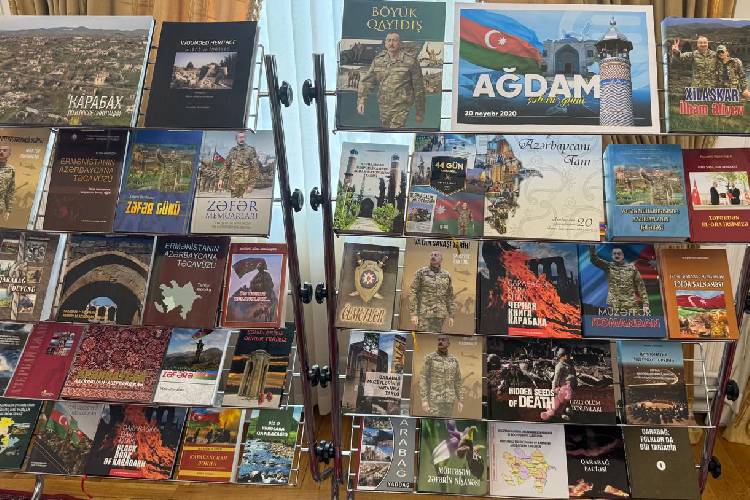 В Президентской библиотеке открылась книжная выставка, посвящённая «Дню города Агдам»