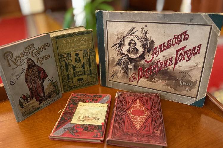 The virtual collection of the Rare Books Collection has been enriched with new editions