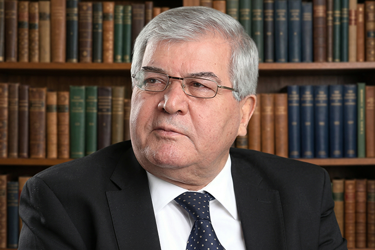 Prezident Kitabxanasında Sabir Rüstəmxanlının yaradıcılığına həsr olunmuş virtual kolleksiya yaradılıb