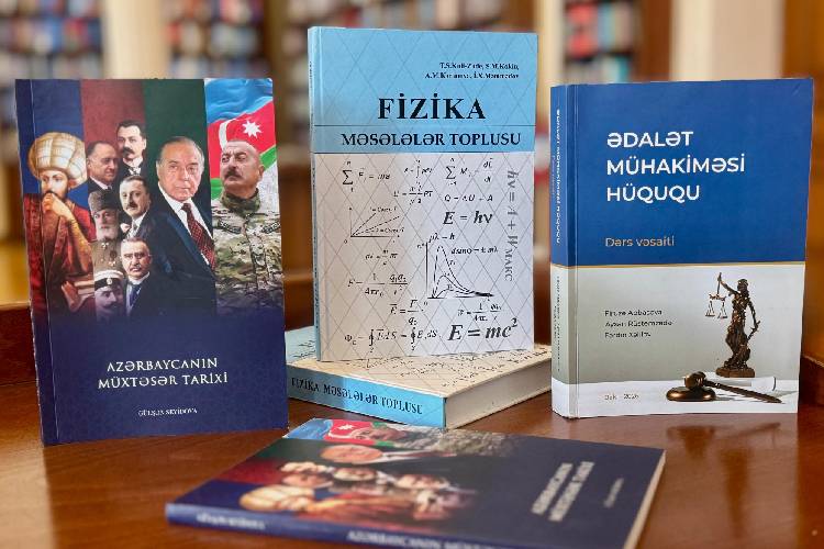 The National Aviation Academy has donated books to the Presidential Library