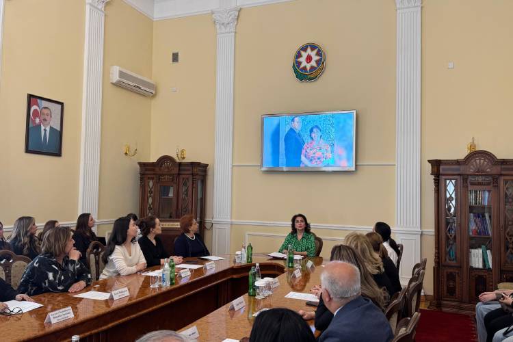 Prezident Kitabxanasında akademik Zərifə xanım Əliyevanın anadan olmasının 103 illiyinə həsr olunmuş tədbir keçirilib